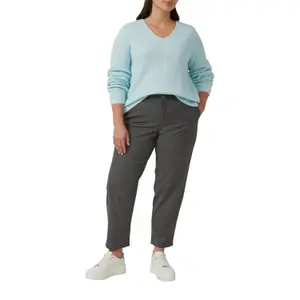 Pull aus weichem Strick im Relaxed Fit mit V-Ausschnitt für Damen s.Oliver image-6