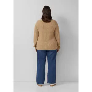Pull aus weichem Strick im Relaxed Fit mit V-Ausschnitt für Damen s.Oliver image-4