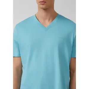 T-shirt από ζέρσεϊ με V λαιμόκοψη και εκτύπωση λογότυπου s.Oliver image-3