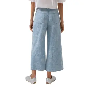 Hochtaillierte Regular Fit Weite Jeans 5 Taschen Damen s.Oliver Suri image-5