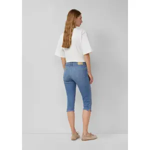 Capribyxor regular fit medium size och slim leg dam s.Oliver image-4