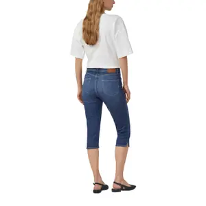 Capribyxor regular fit medium size och slim leg dam s.Oliver image-5