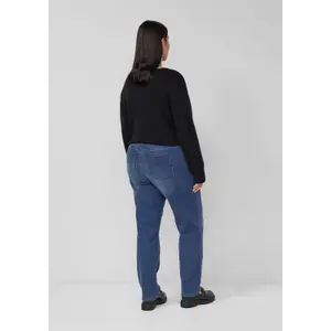 Pull de malha aconchegante com padrão floral e corte Regular Fit mulher s.Oliver image-4