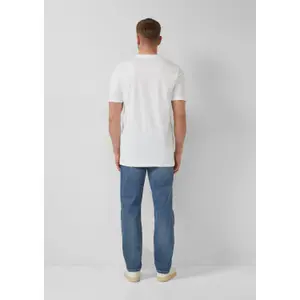T-shirt από ζέρσεϊ με V λαιμόκοψη και εκτύπωση λογότυπου s.Oliver image-4