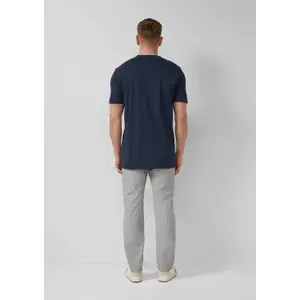 T-shirt από ζέρσεϊ με V λαιμόκοψη και εκτύπωση λογότυπου s.Oliver image-4