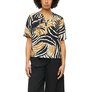 Blusa fluida em viscose misturada com franzidos e impressão integral senhora s.Oliver image-2