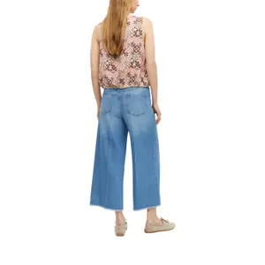 Sleeveless Viscose Blend Blouse with All-Over Print and Drawstring Round Neck Straight Cut Garnet Women s.Oliver image-5