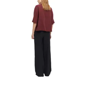 Blusa fluida de mangas cortas en lino mezclado con cuello de camisa mujer s.Oliver image-5