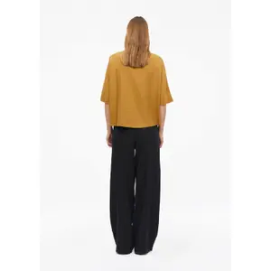 Blusa fluida de mangas cortas en lino mezclado con cuello de camisa mujer s.Oliver image-4