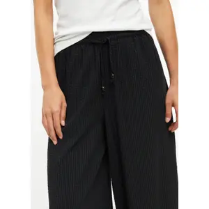 High-Waisted Relaxed Fit Extra Wide Leg Jersey Trousers Women s.Oliver image-4