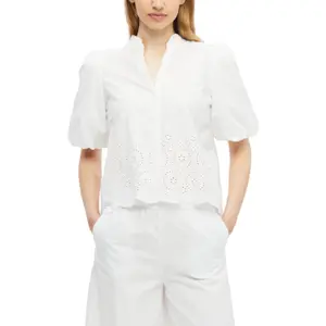 Blusa leve em bordado inglês com gola de babados e franzidos mulher s.Oliver image-6