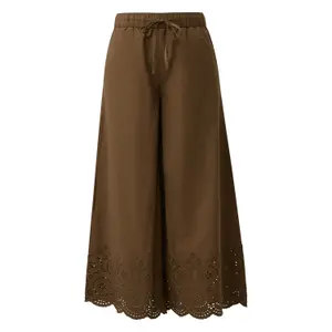 Leichter Baumwollhose mit englischer Stickerei für Damen s.Oliver image-0