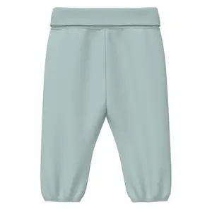 Παντελόνι jogging unisex σε φαρδιά γραμμή με all-over εκτύπωση και ριμπ άκρη για μωρά s.Oliver image-1