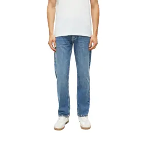 Classic Fit Mid-Rise Straight Leg Jeans s.Oliver Benito image-2