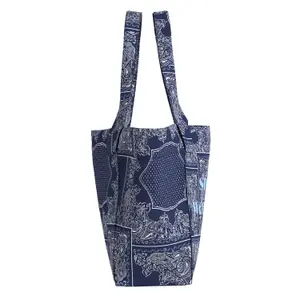 Paisley Print Canvas Shoulder Bag with Short Handles Women s.Oliver image-6