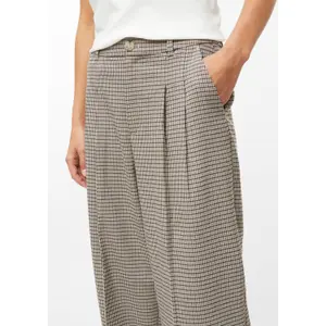 7/8 Hosen mit Falten und schmalen Beinen Damenmodell s.Oliver image-3