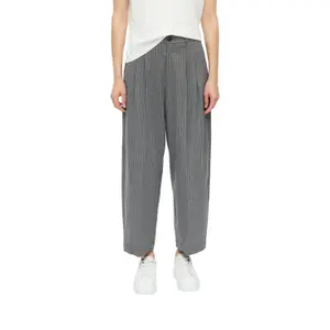 7/8 Hosen mit Falten und schmalen Beinen Damenmodell s.Oliver image-2