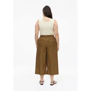 Lightweight Poplin Trousers with High Waist and Pleats for Women s.Oliver image-4