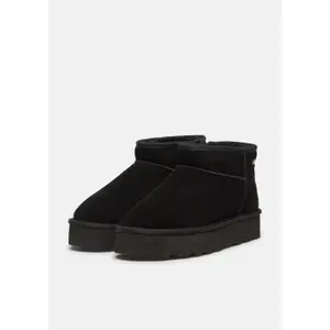 Leather Platform Sole Boots for Women s.Oliver image-3