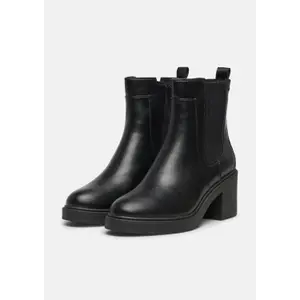 Lace-Up Faux Leather Ankle Boots Women s.Oliver image-3