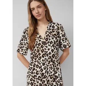 Kurzes Viskosekleid mit Rüschen Damen s.Oliver image-4