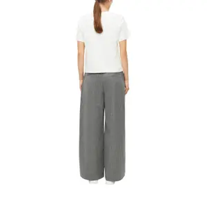Faltenhose mit seitlichen Taschen extraweite Beine Damen s.Oliver image-5