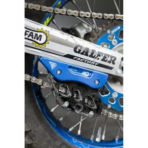Motorcycle Swingarm Protection with Chain Guide S3 Sherco image-4