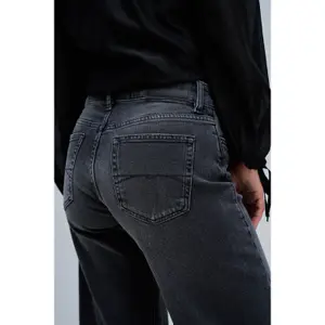 Women's Low Rise Wide Leg Jeans Salsa Jeans image-3