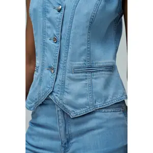 Damska kurtka jeansowa bez rękawów Salsa Jeans image-4