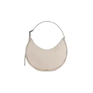 Halbmond Umhängetasche Sandqvist Curve image-0