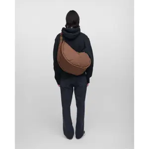 Borsa a tracolla curva donna Sandqvist Round L image-1