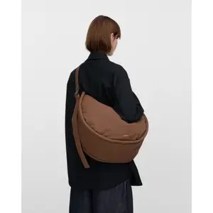 Borsa a tracolla curva donna Sandqvist Round L image-2