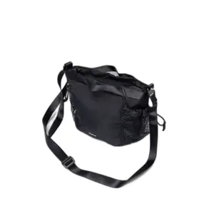 Schultertasche Sandqvist Stevie image-1