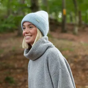 Women's hat Sätila Holma image-1