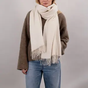 Women's scarf Sätila René image-1