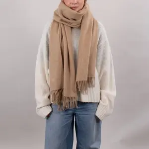 Women's scarf Sätila René image-1