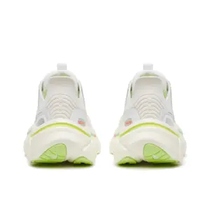 Buty do biegania Saucony Paramount Max image-3