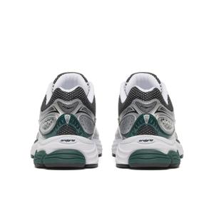 Trainers Saucony Progrid Omni 9 image-3