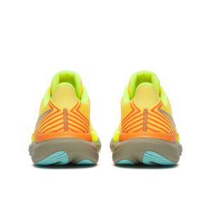 Running shoes Saucony Triumph 23 image-4