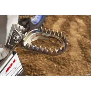 Motorcycle footrest Scar Fantic image-1