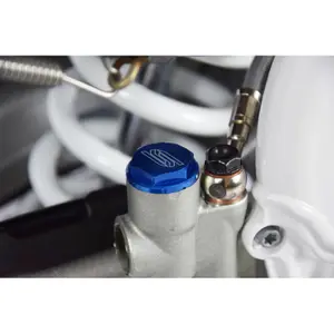 Rear Master Cylinder Cap Scar Ducati/Husaberg image-1