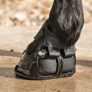 Versatile Horse Gaiters Scoot Boots image-3