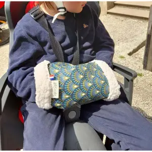 Baby muff Suzon & Suzette Barnabe image-1