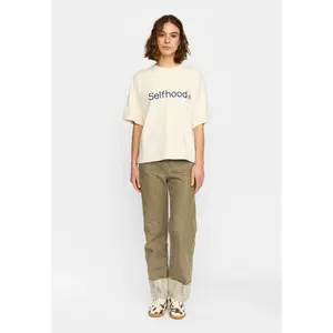 Women's oversized T-shirt Selfhood image-1