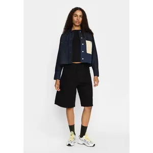 Women's crop shirt Selfhood image-1
