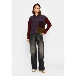 Women's crop shirt Selfhood image-1