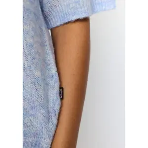 Women's short-sleeved sweater Selfhood image-4