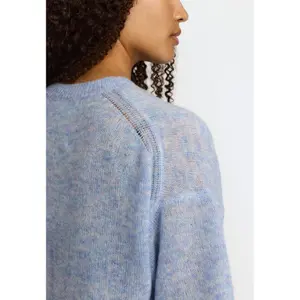 Women's short-sleeved sweater Selfhood image-5