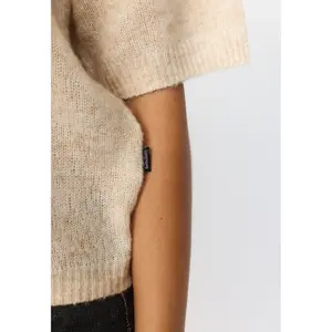 Women's short-sleeved sweater Selfhood image-3