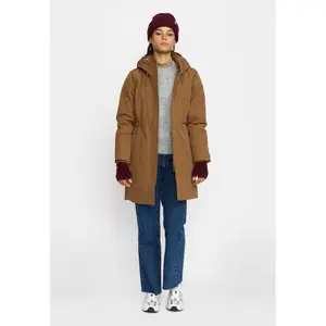 Women's parka Selfhood image-1